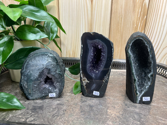 Mini Amethyst / Agate Cathedral 32