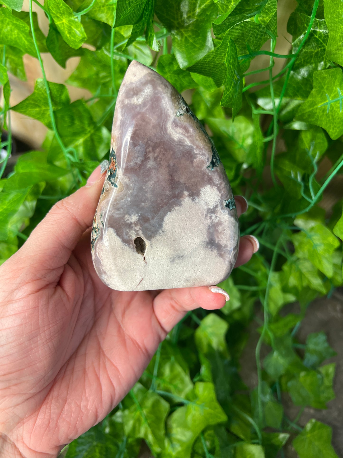 Sparkly Brazilian Pink Amethyst flame (68a)