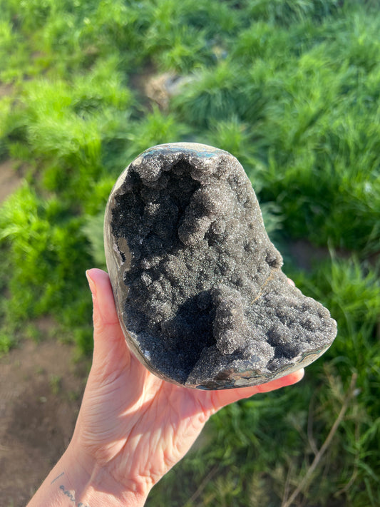 Large black amethyst Freeform (66b)