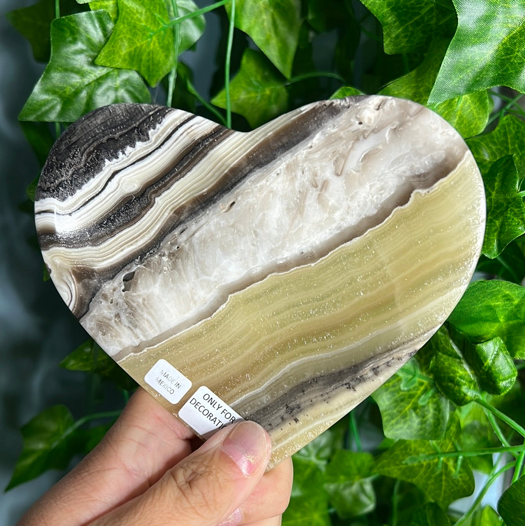 Medium Calcite Trinket dish - (You choose)