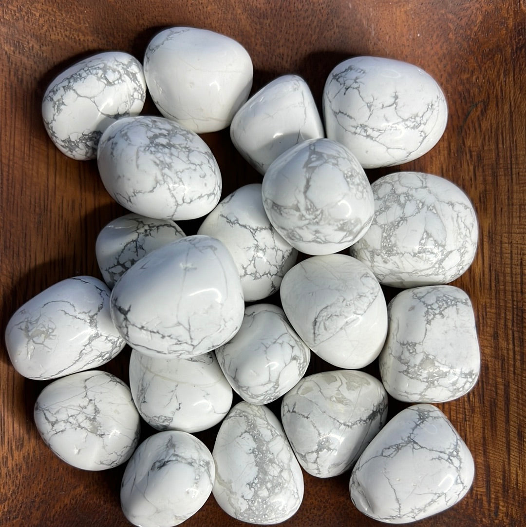 Howlite Tumble