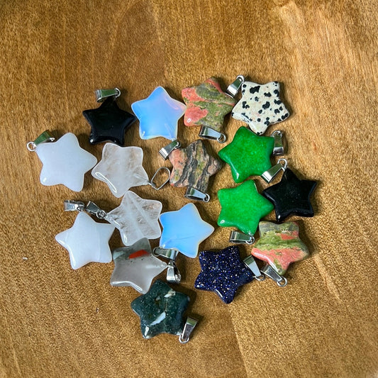 Small Star pendant