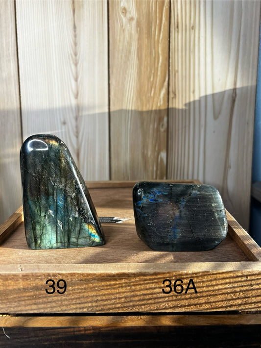 High quality / high flash Labradorite Freeform
 (39,36A you choose)