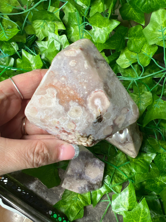 Flower Agate with Amethyst gushers (you choose)