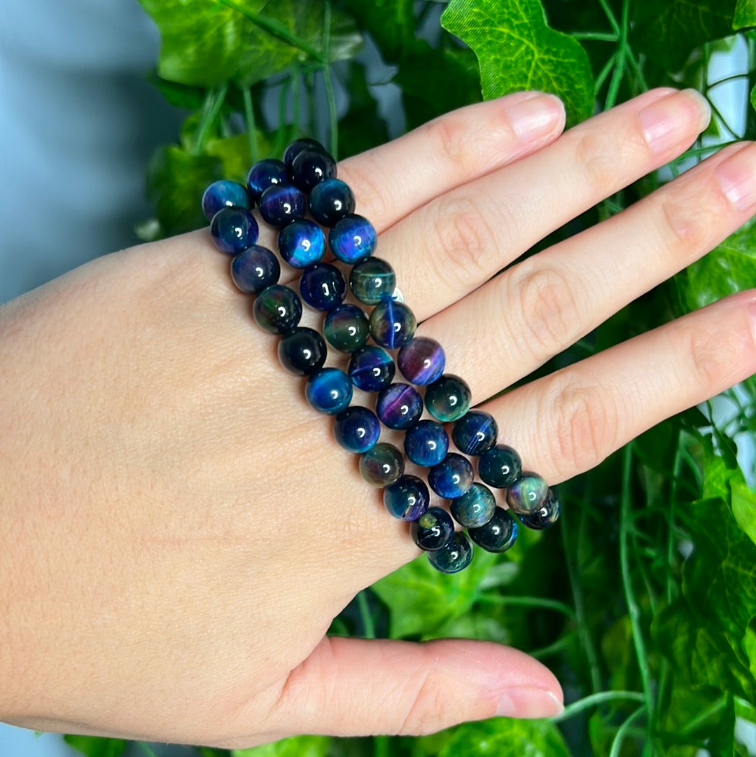 Galaxy Tigers eye bracelet (dyed)