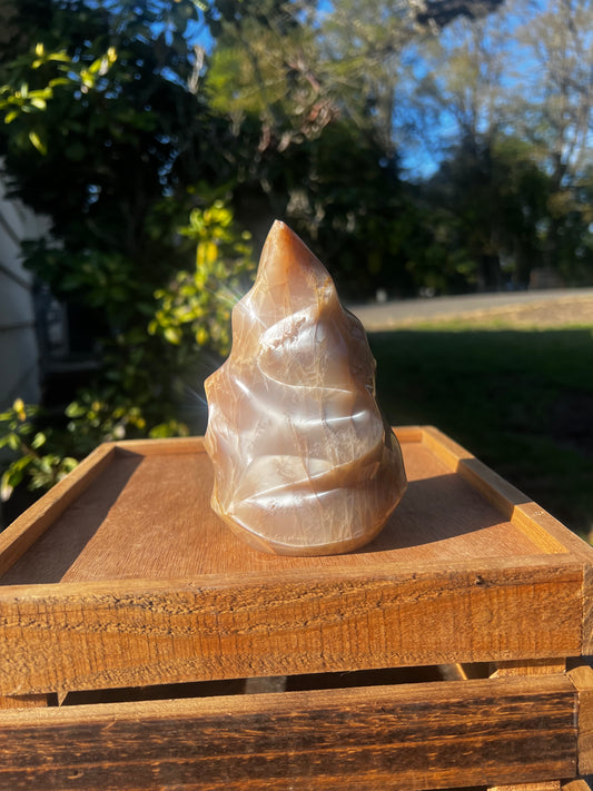 Peach Moonstone Flame (50)