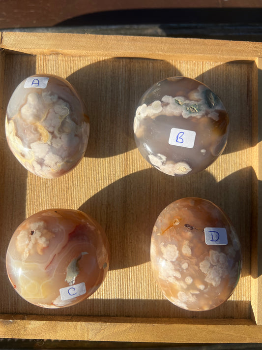 Flower Agate Palm stone (you choose)