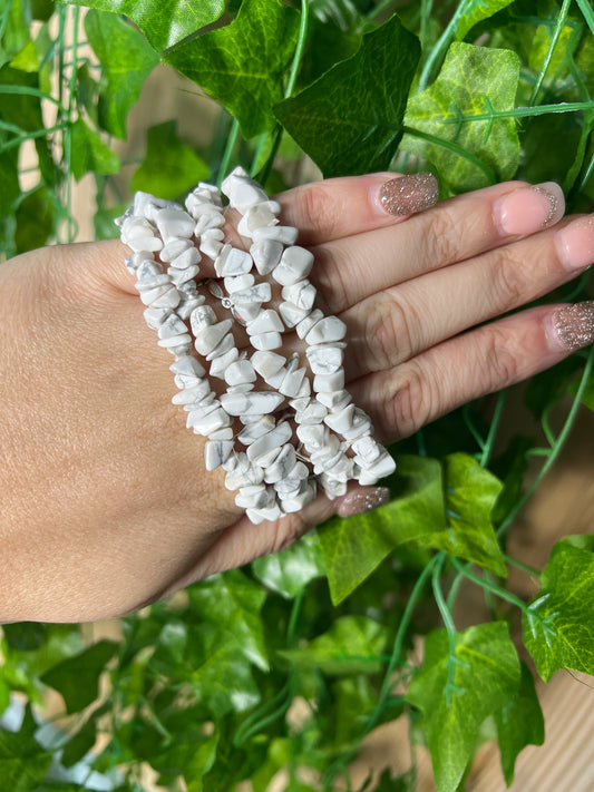 Howlite Chip Bracelet