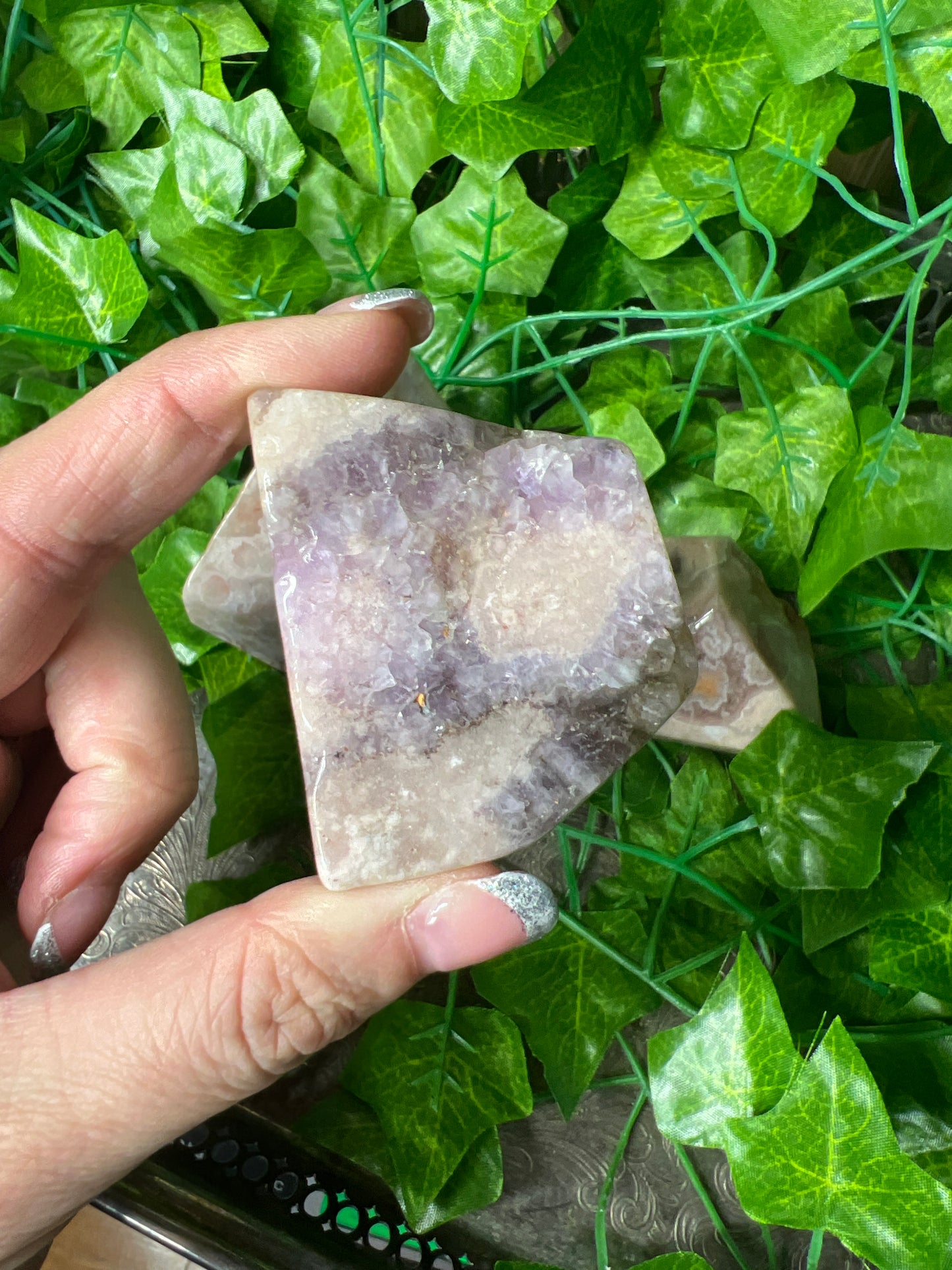 Flower Agate with Amethyst gushers (you choose)