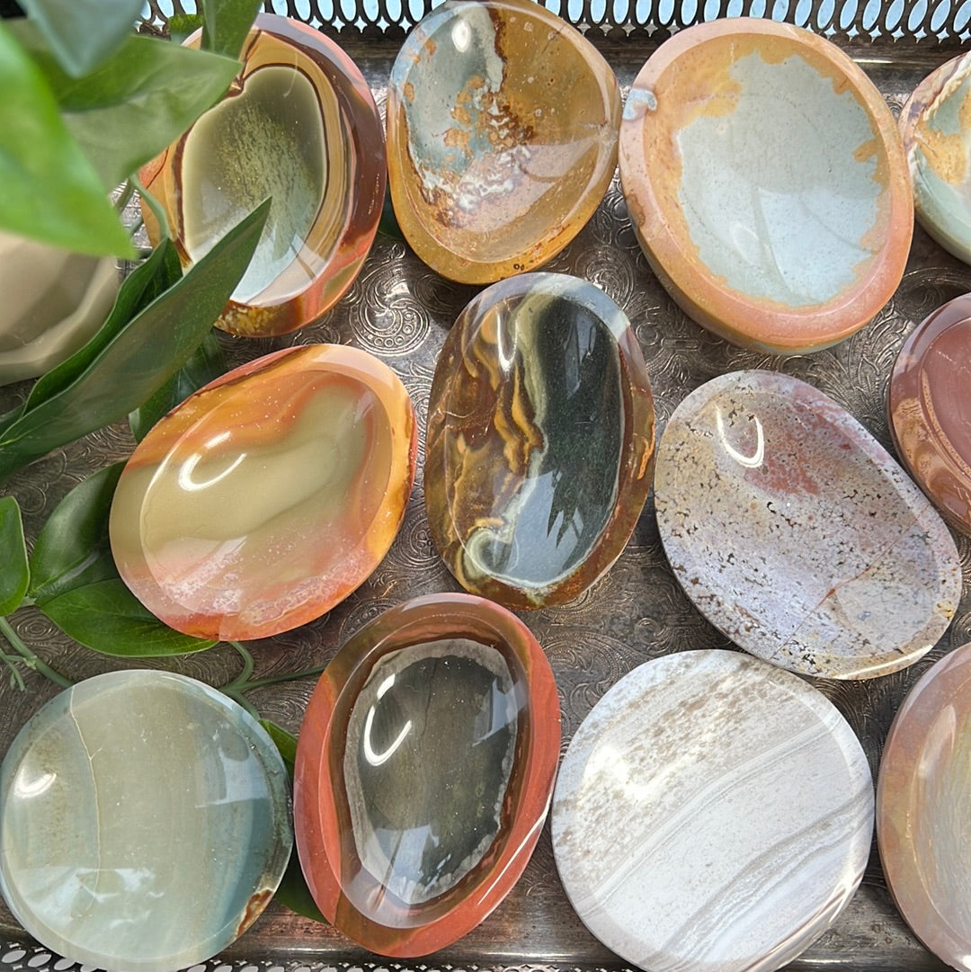 Small Bowls (You choose Material, intuitively chosen)
