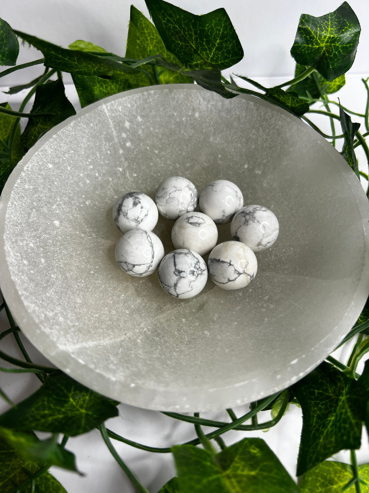 Howlite Mini Spheres